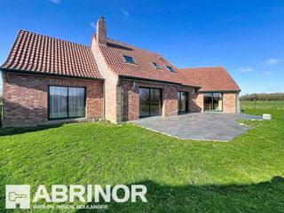  Villa � vendre 6 pi�ces 213 m�