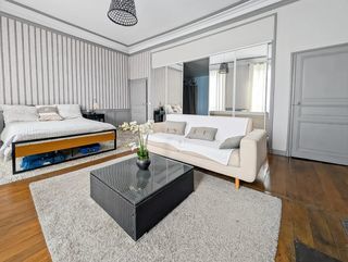  H�tel Particulier � vendre 13 pi�ces 350 m�