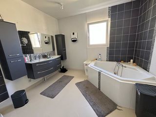  Maison � vendre 7 pi�ces 200 m�