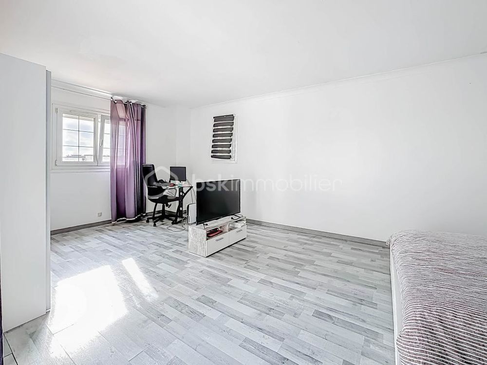 � vendre  Villa P�rols (34470)