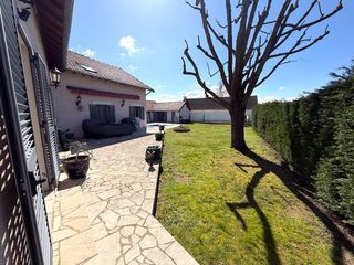  Maison � vendre 9 pi�ces 250 m�