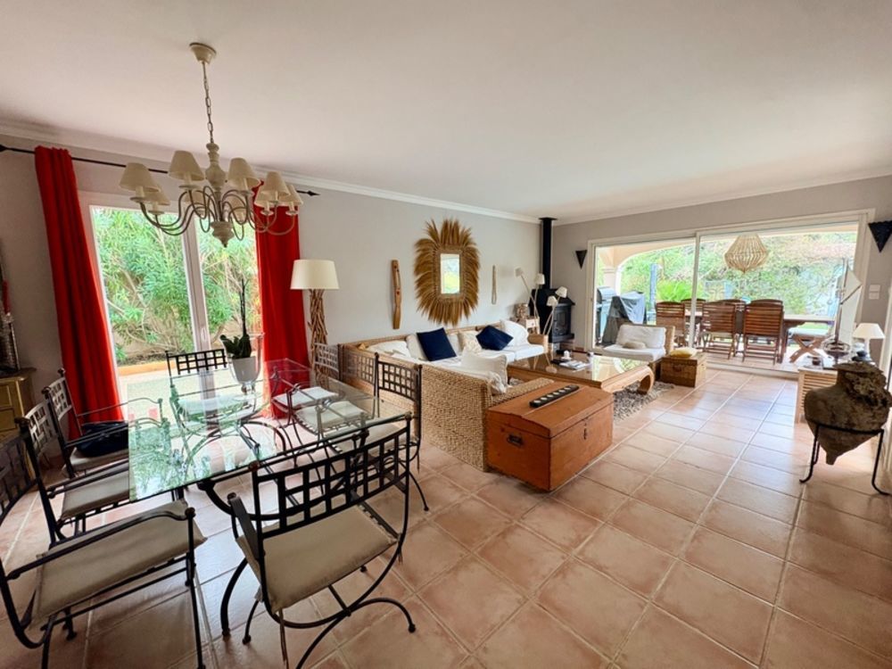 � vendre  Maison Cavalaire-sur-Mer (83240)