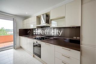  Appartement � vendre 3 pi�ces 76 m�