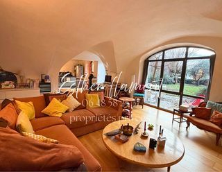  Propri�t�/ch�teau � vendre 10 pi�ces 351 m�