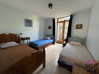  Maison � vendre 8 pi�ces 235 m�