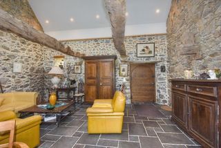  Maison � vendre 9 pi�ces 218 m�