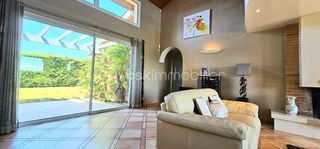  Propri�t�/ch�teau � vendre 7 pi�ces 181 m�