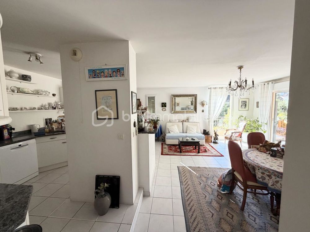 � vendre  Appartement La Croix-Valmer (83420)