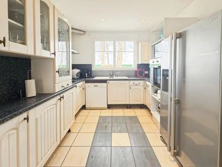  Maison � vendre 7 pi�ces 140 m�