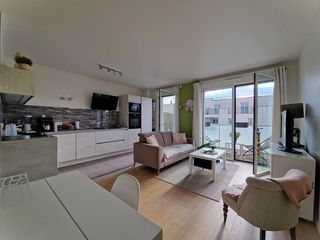  Appartement � vendre 4 pi�ces 77 m�