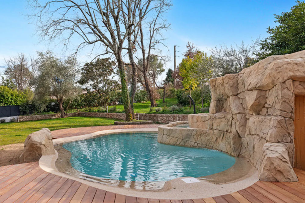 � vendre  Villa Roquefort-les-Pins (06330)