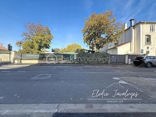  Immeuble � vendre 10 pi�ces 250 m�