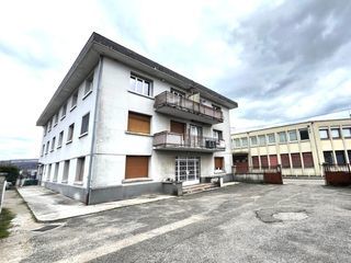  Appartement � vendre 5 pi�ces 142 m�