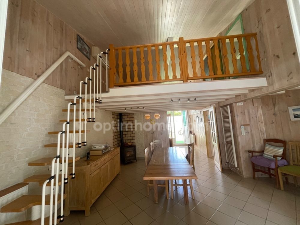 � vendre  Maison Le Bois-Plage-en-R� (17580)