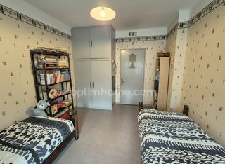  Immeuble � vendre 301 m�