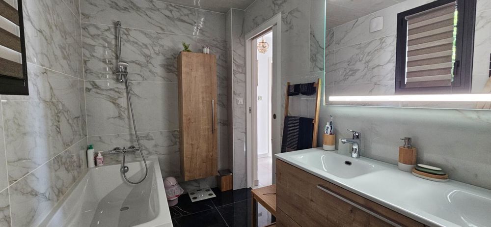 � vendre  Maison Toulon (83200)