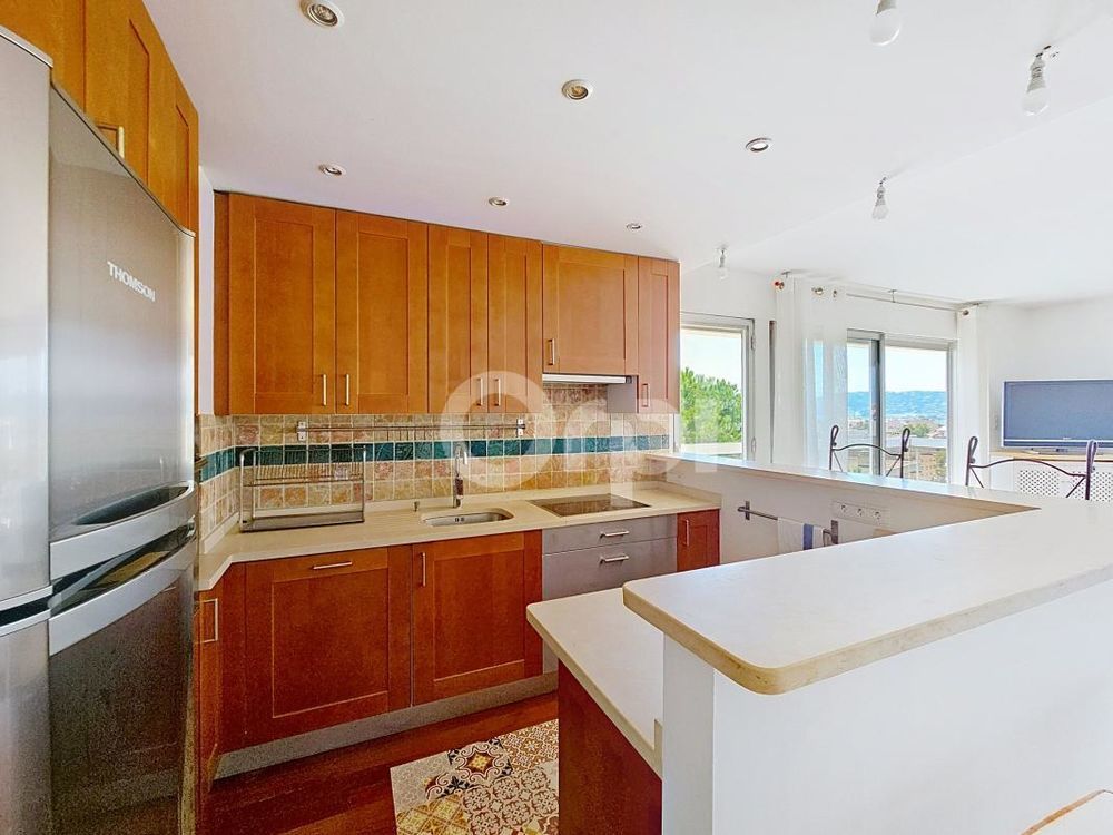 � vendre  Appartement Juan Les Pins (06160)