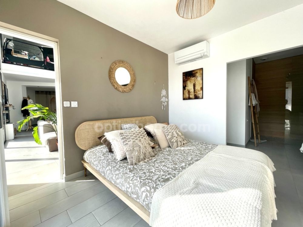 � vendre  Villa Aigues-Mortes (30220)
