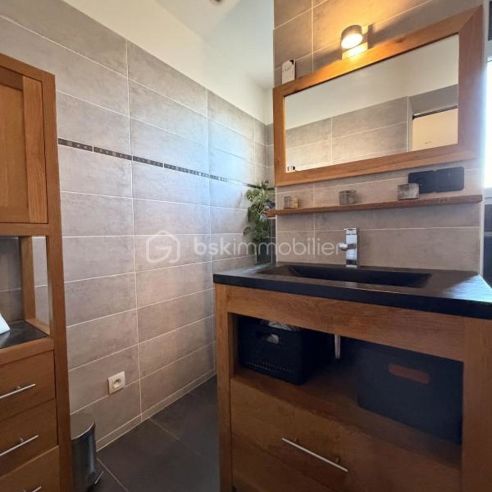 � vendre  Villa Saint-Laurent-d'Aigouze (30220)