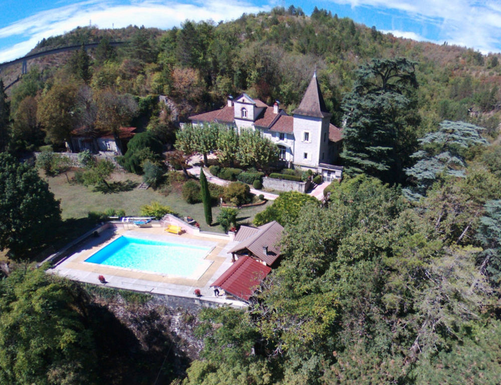 � vendre  Propri�t�/ch�teau Cahors (46000)