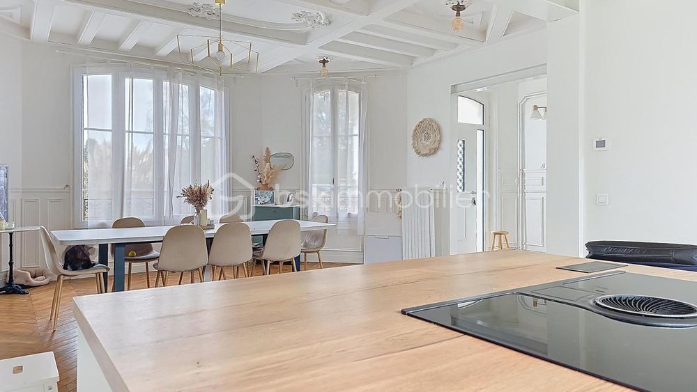 � vendre  Propri�t�/ch�teau Chevry-Cossigny (77173)