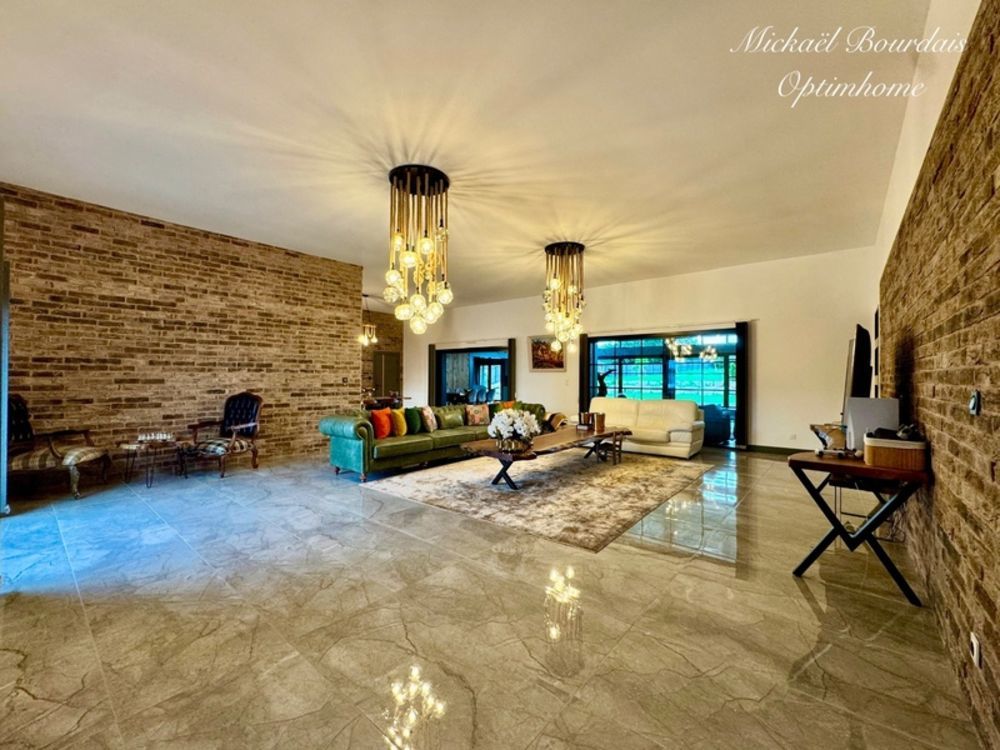 � vendre  Villa Solesmes (72300)