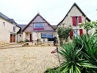  Propri�t�/ch�teau � vendre 15 + pi�ces 330 m�