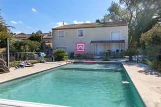  Maison � vendre 9 pi�ces 240 m�