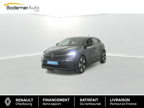 Renault M&eacute;gane E-Tech EV40 130ch standard charge Equilibre 2023 occasion Cherbourg-en-Cotentin 50100