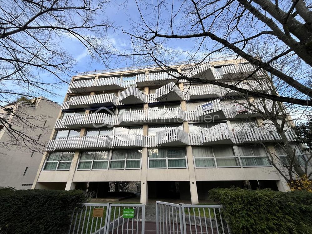 � vendre  Appartement Saint-Cloud (92210)