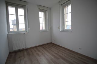  Appartement � louer 6 pi�ces 95 m�