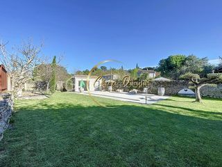  Maison � vendre 6 pi�ces 220 m�