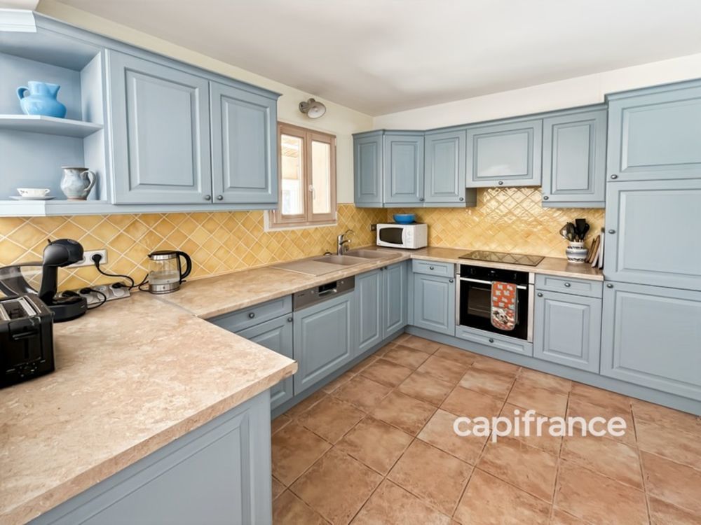 � vendre  Villa Bagnols-en-For�t (83600)