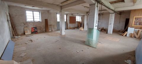 Local entrep&ocirc;t &agrave; vendre &agrave; l'Hermenault (85) en Vend&eacute;e 190000 85570 L hermenault