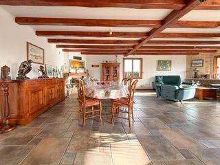  Propri�t�/ch�teau � vendre 8 pi�ces 155 m�