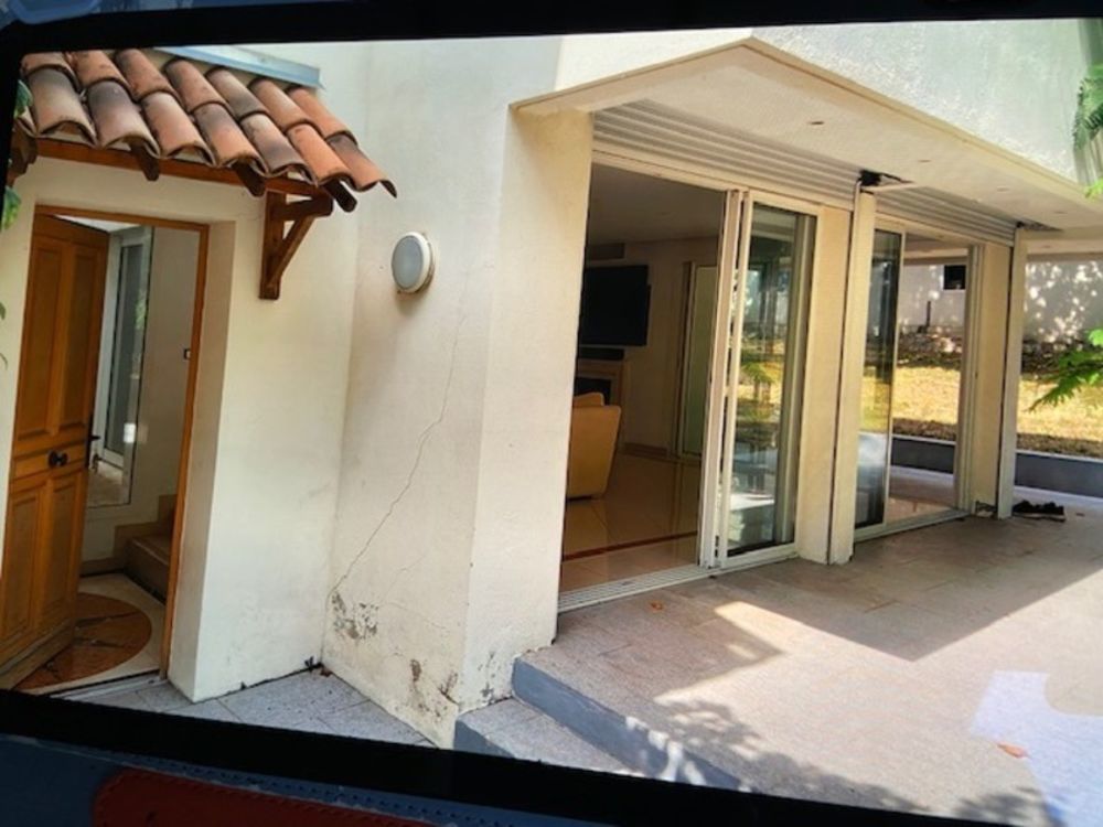 � vendre  Villa Cagnes-sur-Mer (06800)