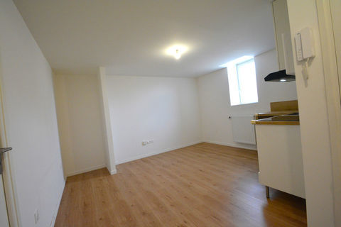   Dpt Nord (59), � louer DOUAI appartement T2 de 31 m� Appartement - 2 pi�ce(s) - 35 m�