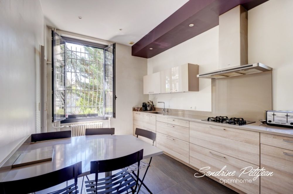 � vendre  Maison Saint-Priest (69800)