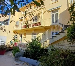  Immeuble � vendre 11 pi�ces 280 m�