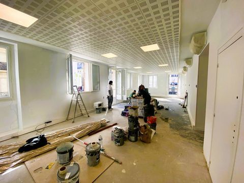 A louer bureaux au pied du m&eacute;tro Richelieu Drouot 7645 75002 Paris