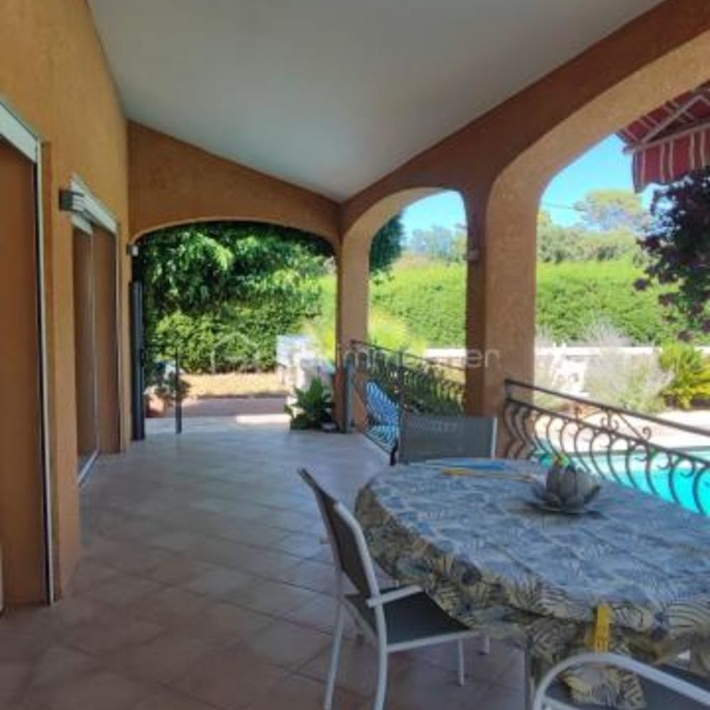 � vendre  Propri�t�/ch�teau Draguignan (83300)