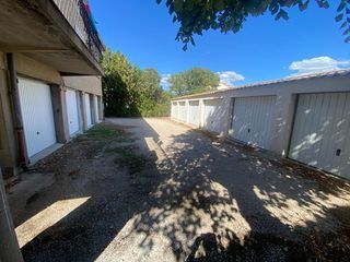  Parking / Garage � louer 1 pi�ce 