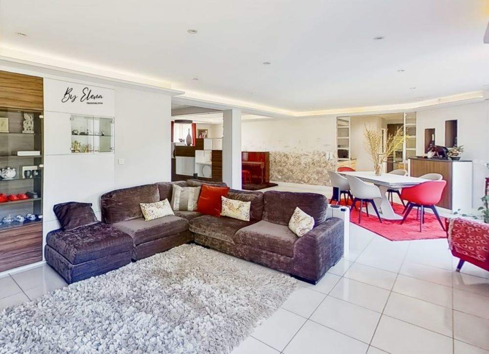 � vendre  Villa Bussy-Saint-Georges (77600)