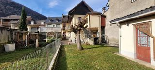  Maison � vendre 15 + pi�ces 243 m�