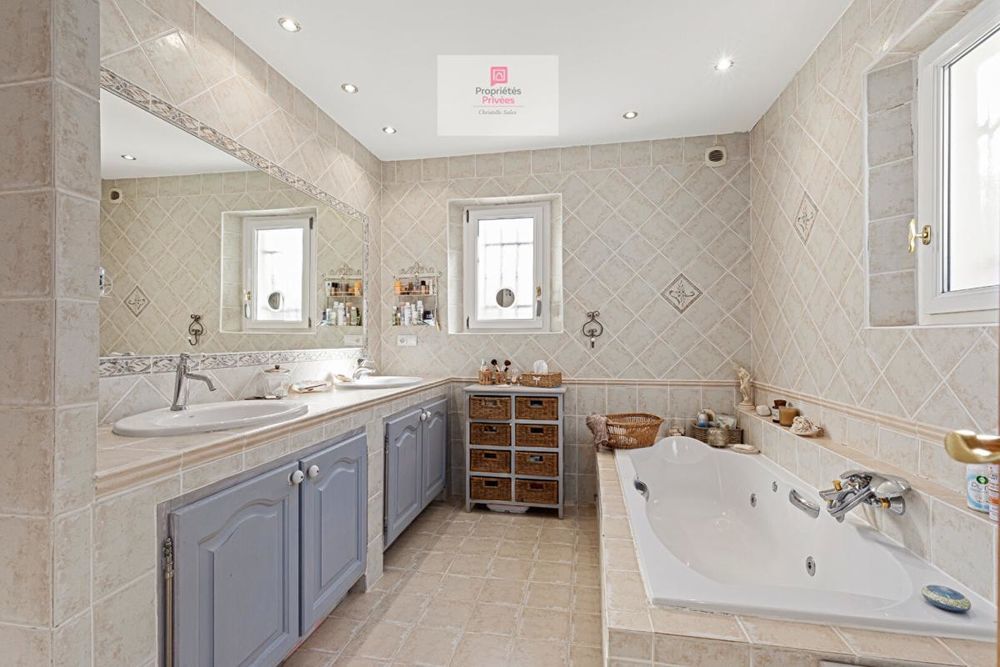 � vendre  Maison Fayence (83440)