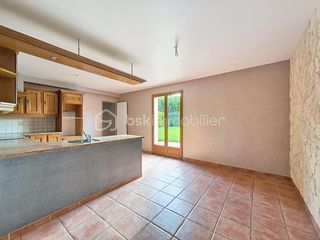  Maison � vendre 9 pi�ces 195 m�