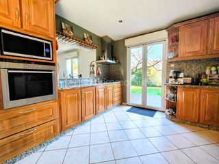  Maison � vendre 9 pi�ces 209 m�