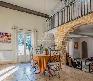  Villa � vendre 8 pi�ces 195 m�