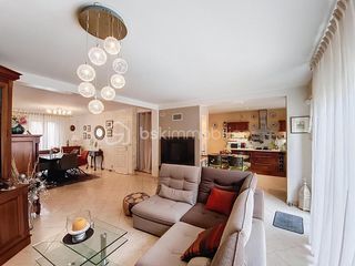  Maison � vendre 7 pi�ces 170 m�