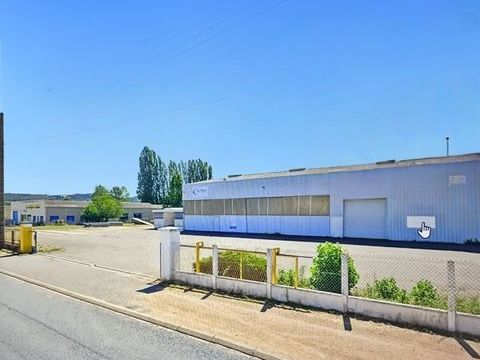 Dpt Allier (03), &agrave; louer MONTLUCON Local industriel ou artisanal situ&eacute; dans une zone indutrielle 715 m2 Terrain de 3000 m2 2000 03100 Montlucon